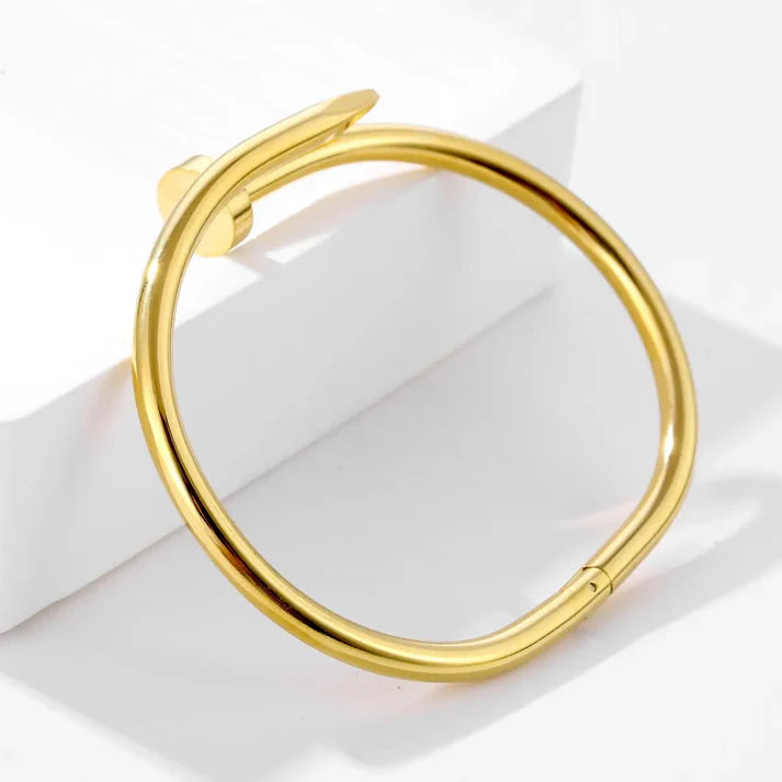 Classic Nail Anti Tarnish 18K Gold Plated Bracelet